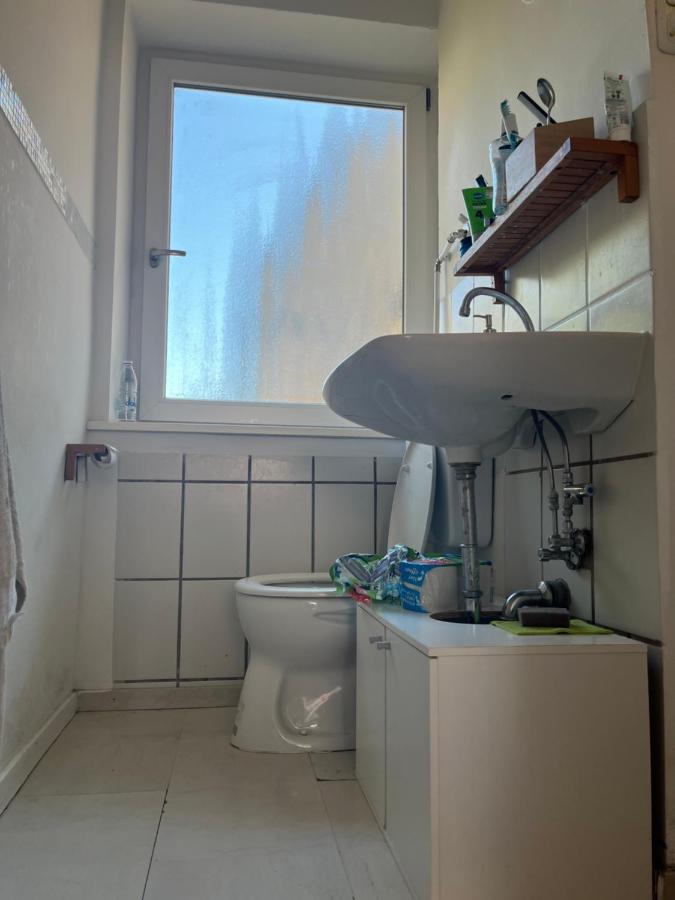 Samowar Single Bed In A Shared For 2 Persons Munich
